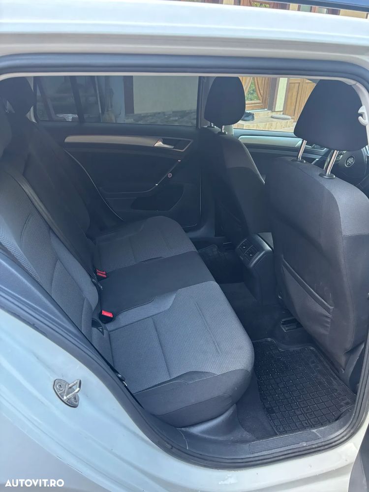 Volkswagen Golf 1.6 BlueTDI DSG Comfortline - 7