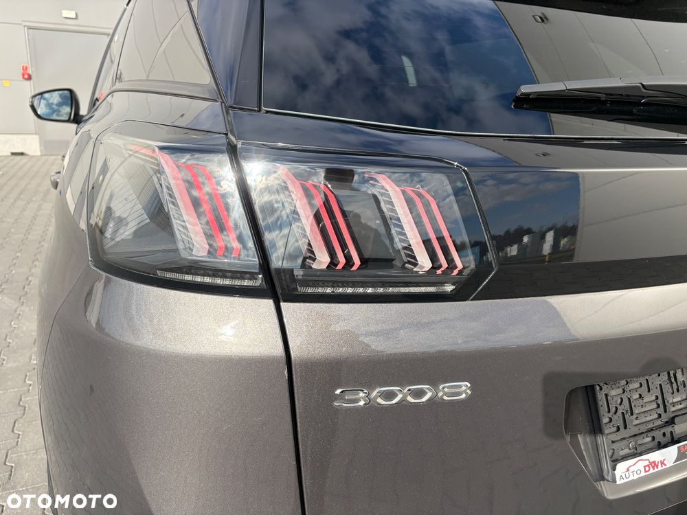 Peugeot 3008 PureTech 130 Stop & Start GPF EAT8 Allure - 31