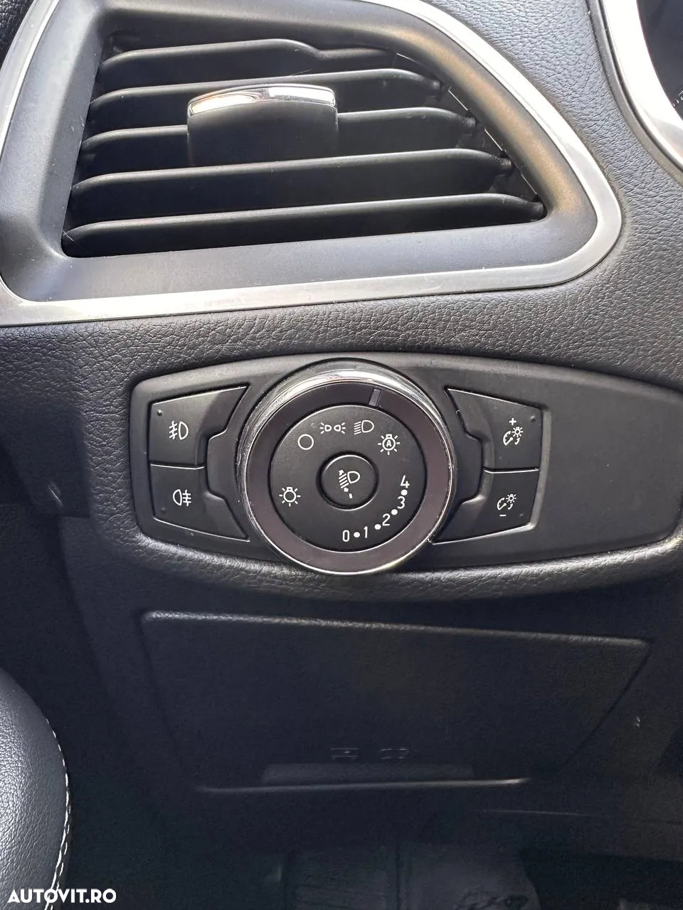 Ford S-Max 2.0 TDCi Powershift Titanium - 16