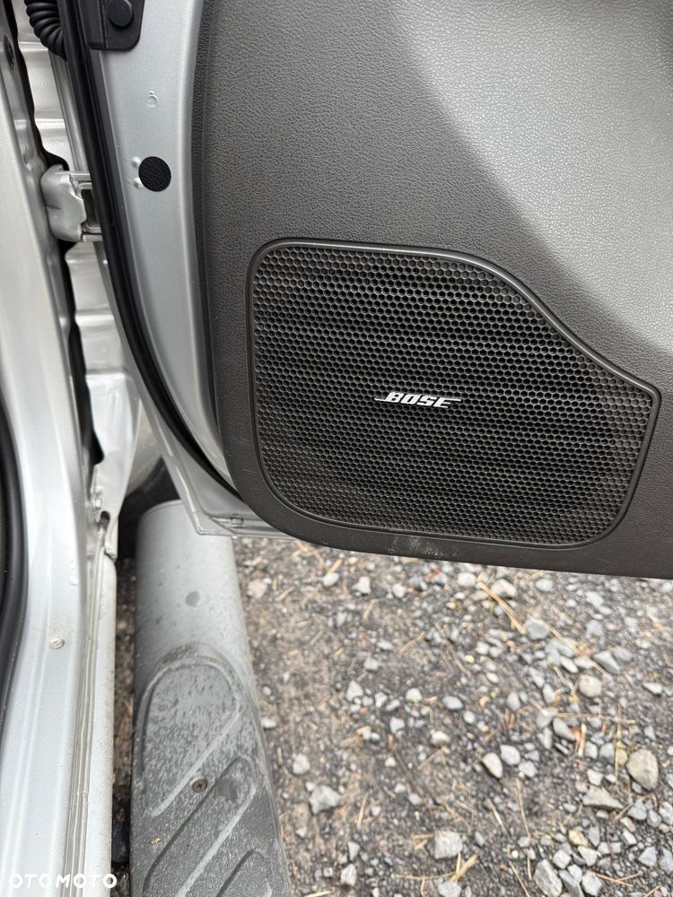 Nissan Navara 3.0 D V6 Platinum Long EU5 - 14