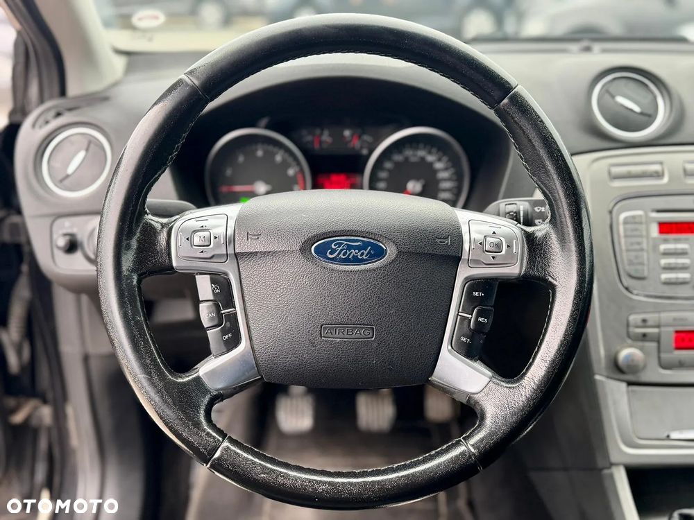 Ford Mondeo 2.0 FF Platinium X Plus (Titanium) - 21