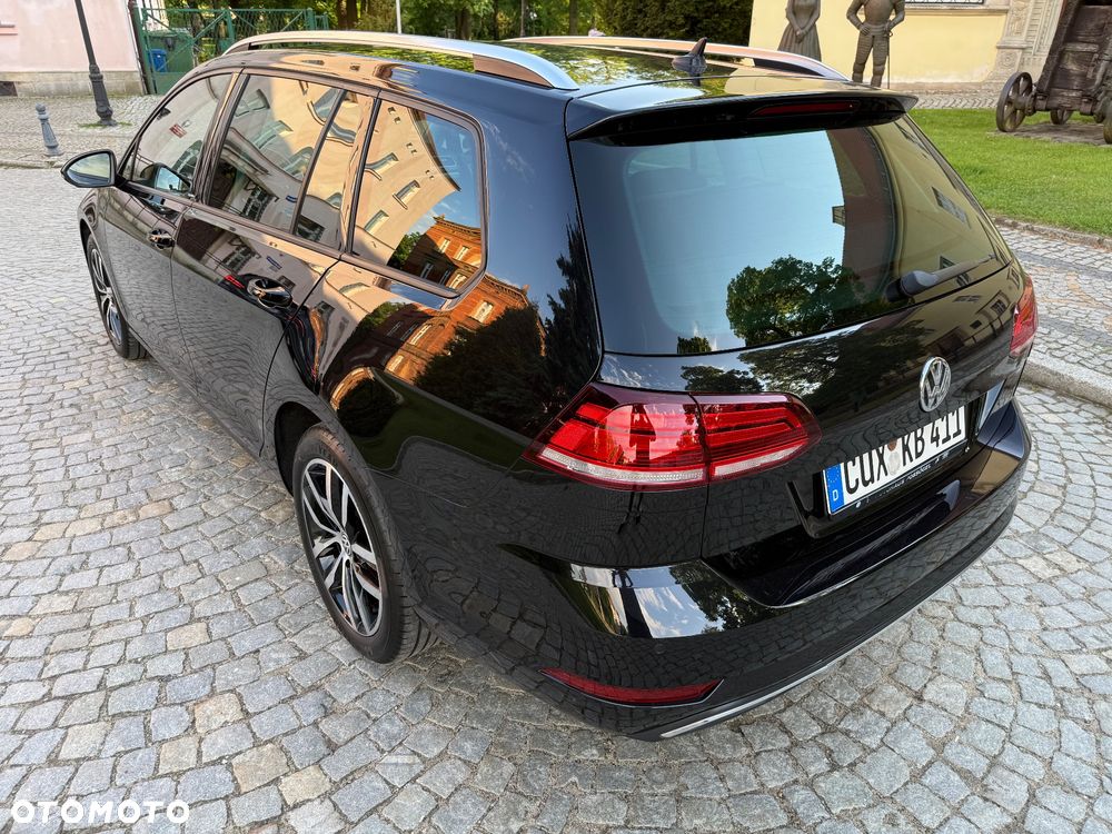 Volkswagen Golf 1.6 TDI SCR DSG IQ.DRIVE - 6