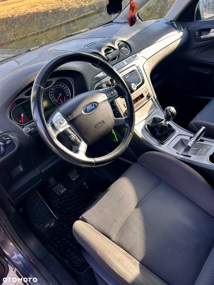 Ford S-Max - 6