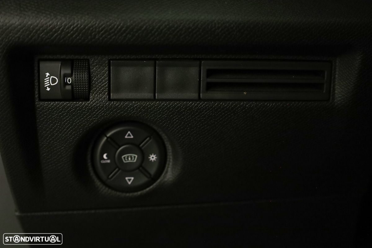 Citroën C4 1.2 PureTech Plus EAT8 - 19
