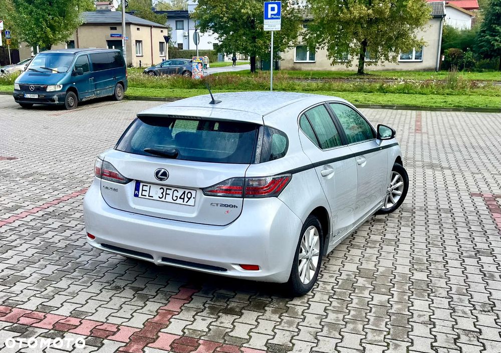Lexus CT 200h Comfort - 9