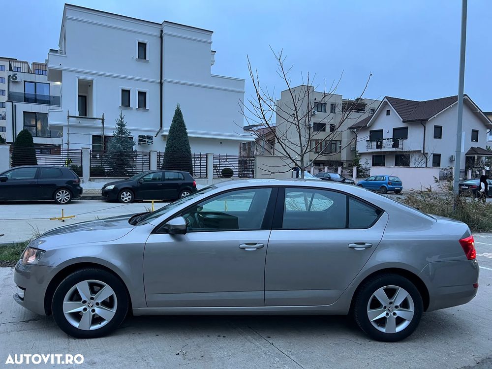 Skoda Octavia 1.6 TDI Ambition - 5
