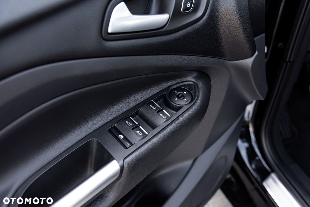 Ford Kuga 1.5 EcoBoost FWD Titanium ASS - 20