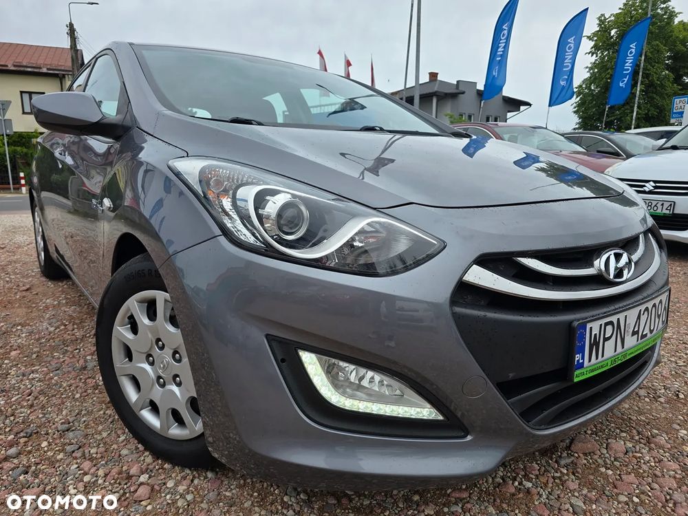 Hyundai i30 blue 1.6 GDI Trend - 4