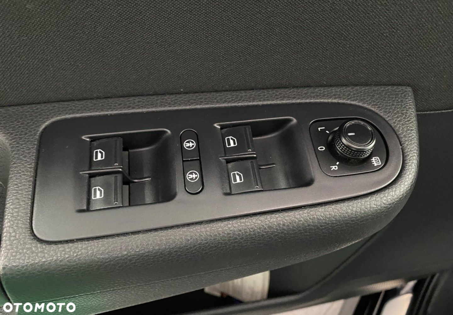 Volkswagen Sharan - 13