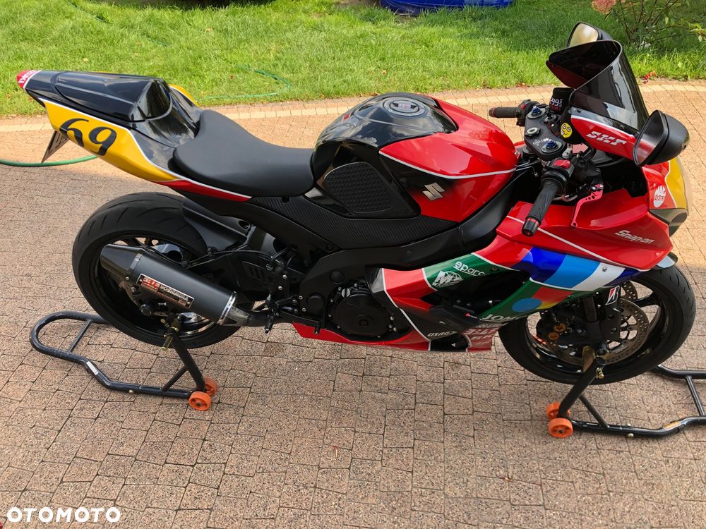 Suzuki GSX-R - 17