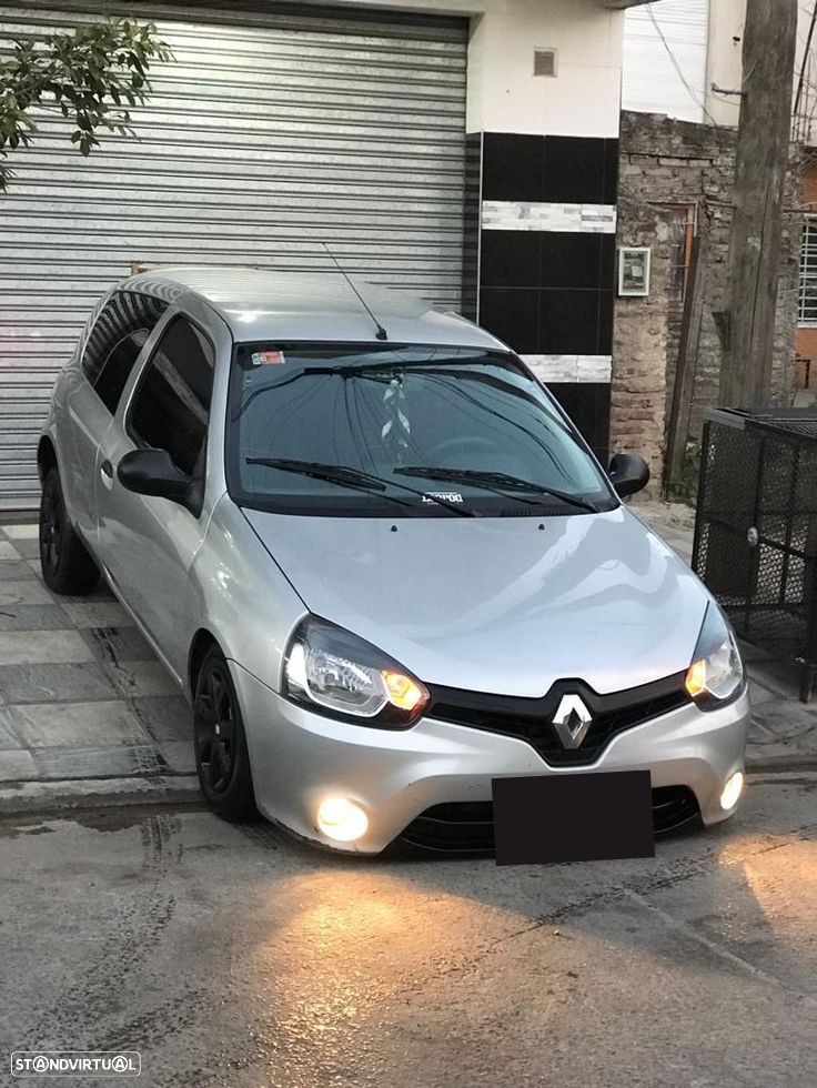 Renault Clio 1.5 dCi Dynamique S - 1