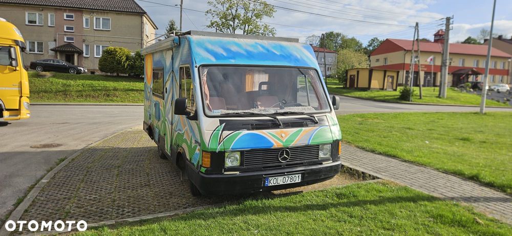 Mercedes-Benz MB100 - 1