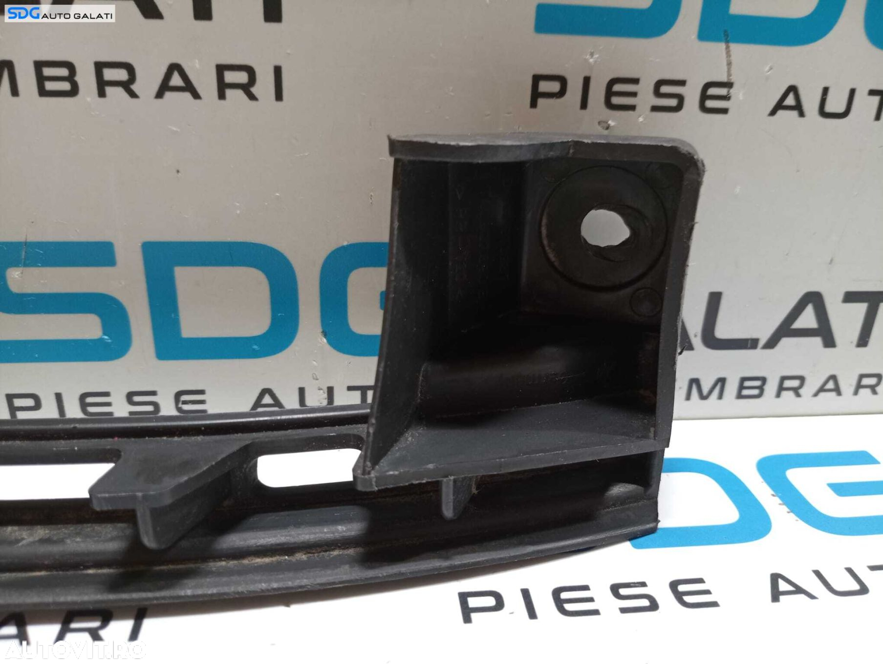 Suport Ghidaj Far Bara Spoiler Fata Dreapta Volkswagen Caddy 2004 - 2011 Cod 1T0807890B [M7256] - 3