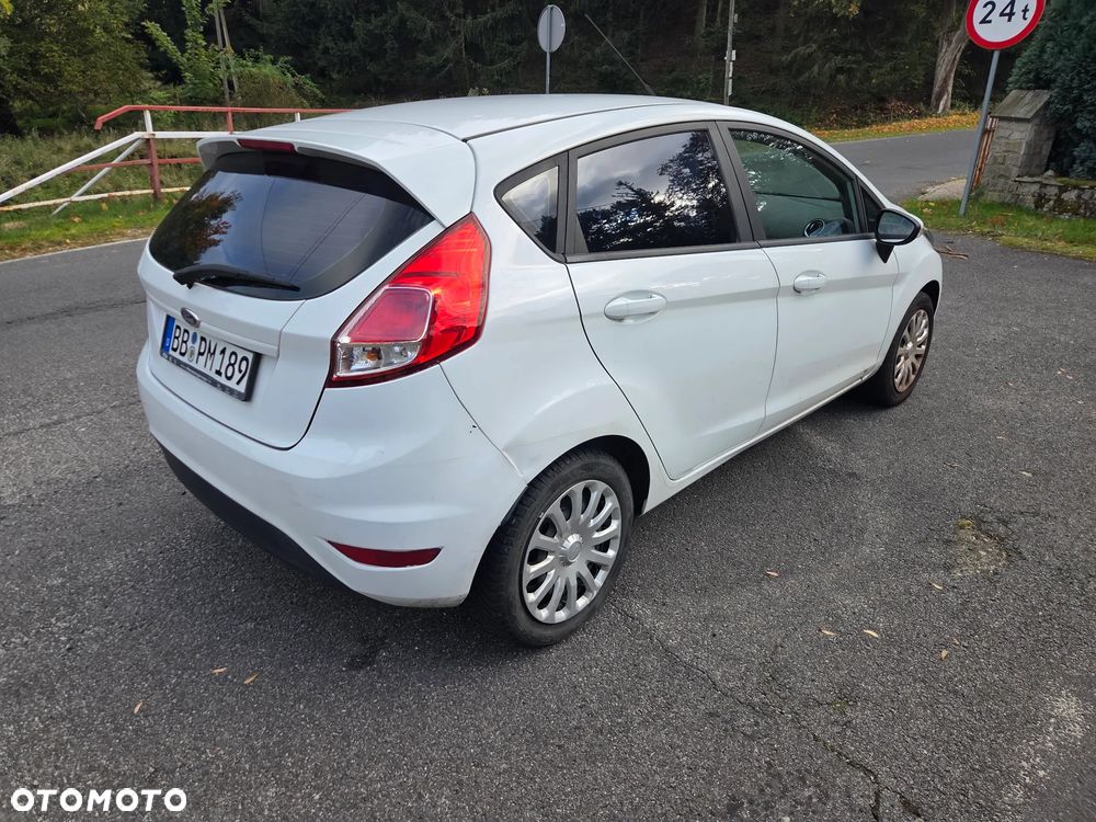 Ford Fiesta - 5