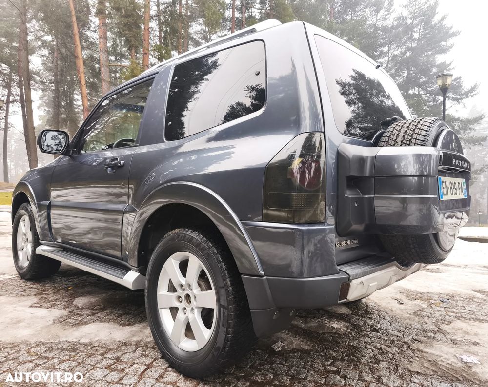 Mitsubishi Pajero 3.2 DI-D Automatik Instyle - 17