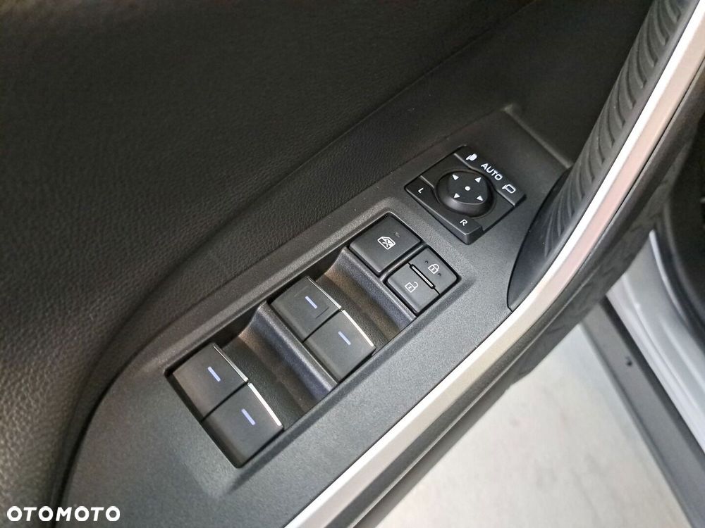 Toyota RAV4 - 34