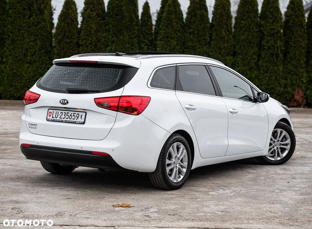 Kia Ceed 1.6 GDI DCT Platinum Edition - 13