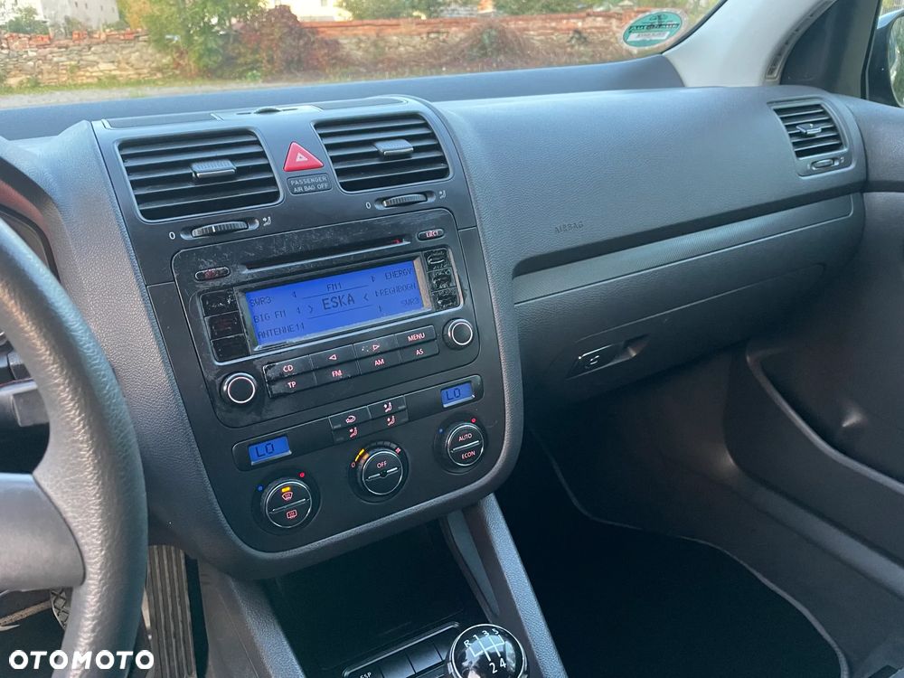 Volkswagen Golf ver-v-1-4-entry - 31