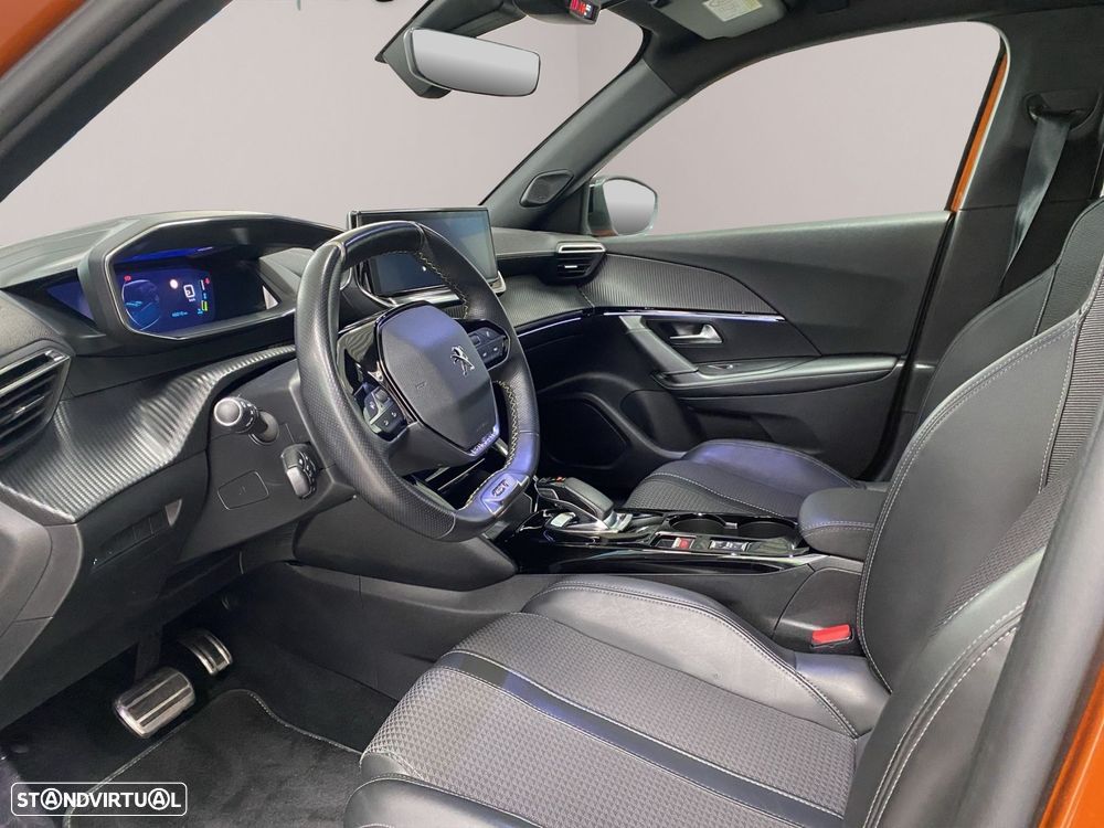 Peugeot e-2008 50 kWh GT - 10