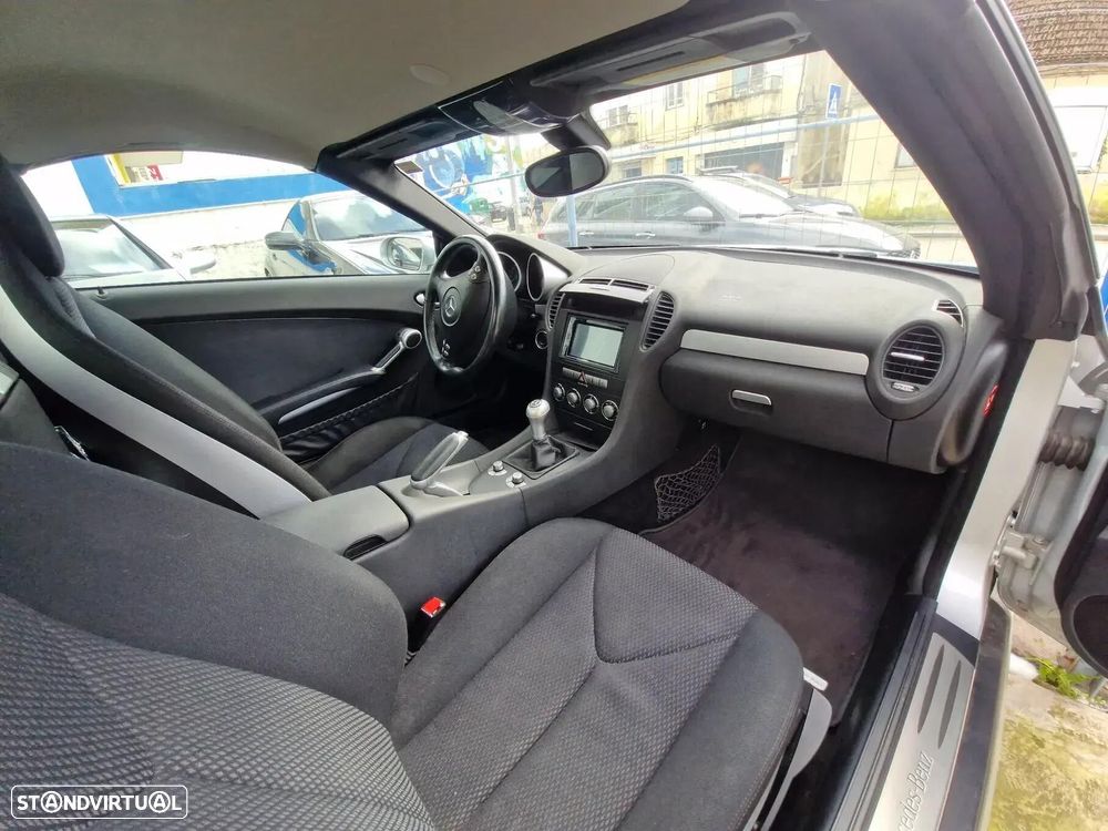 Mercedes-Benz SLK 200 - 5