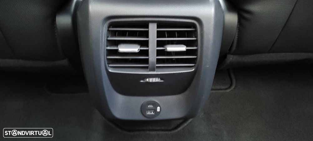 Ford Mustang Mach-E Alargada - 46