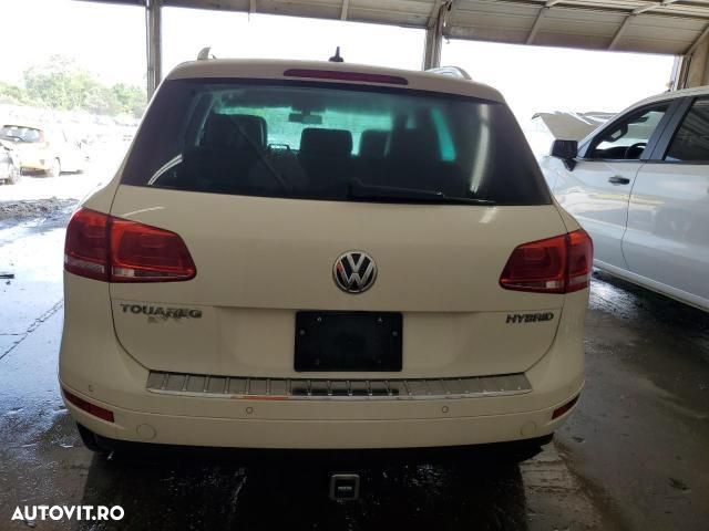 Volkswagen Touareg - 6