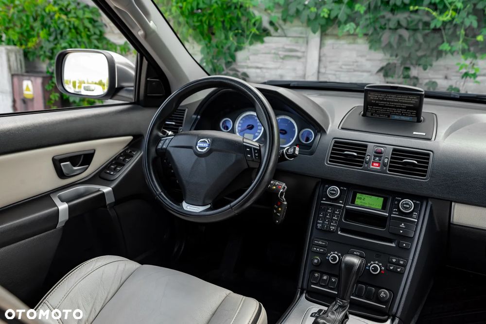 Volvo XC 90 D5 AWD Geartonic RDesign - 26