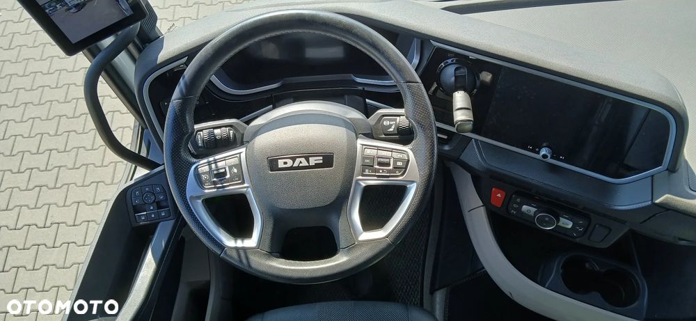 DAF XG - 22