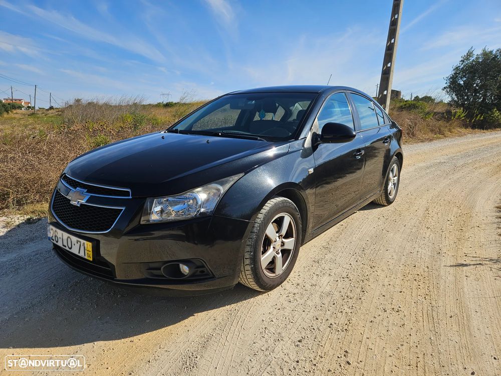 Chevrolet Cruze 1.6 LS - 3
