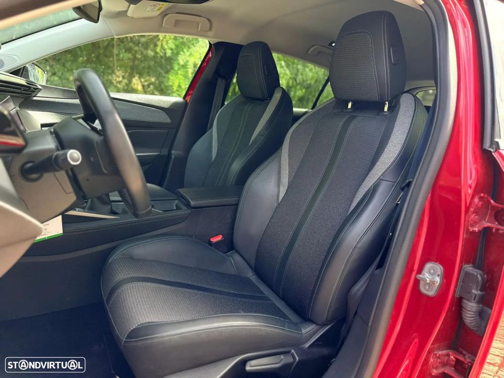 Peugeot 308 1.2 PureTech Allure - 25