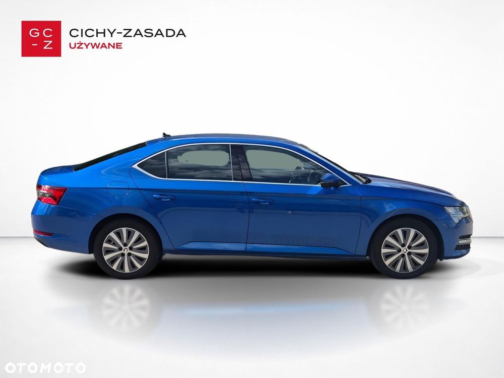 Skoda Superb 2.0 TDI SCR Style DSG - 6
