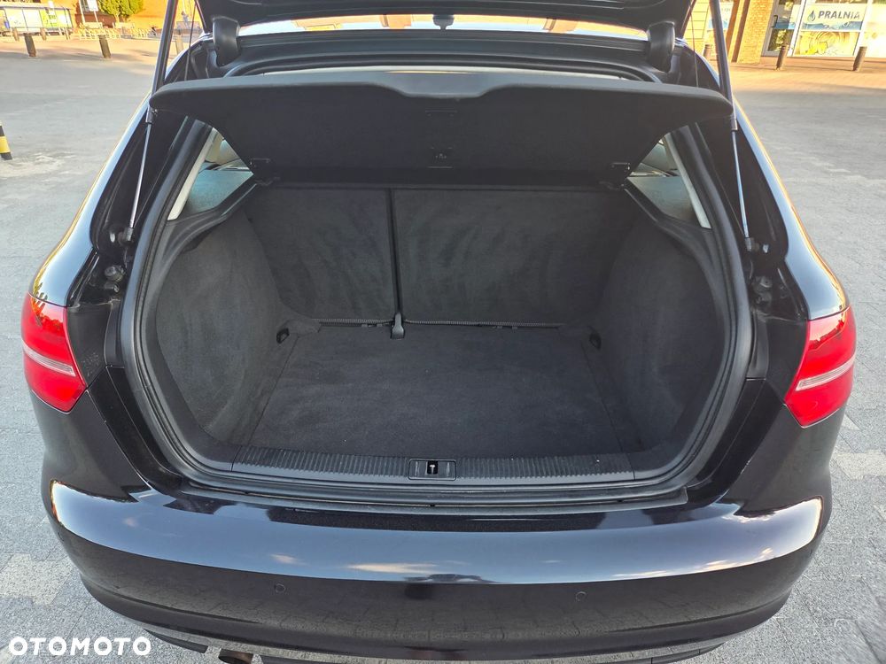 Audi A3 Sportback - 13