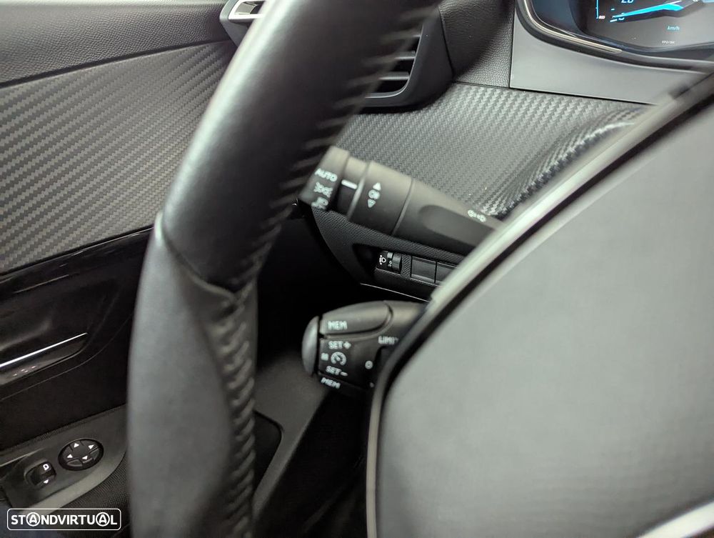Peugeot e-208 50 kWh Active Pack - 7