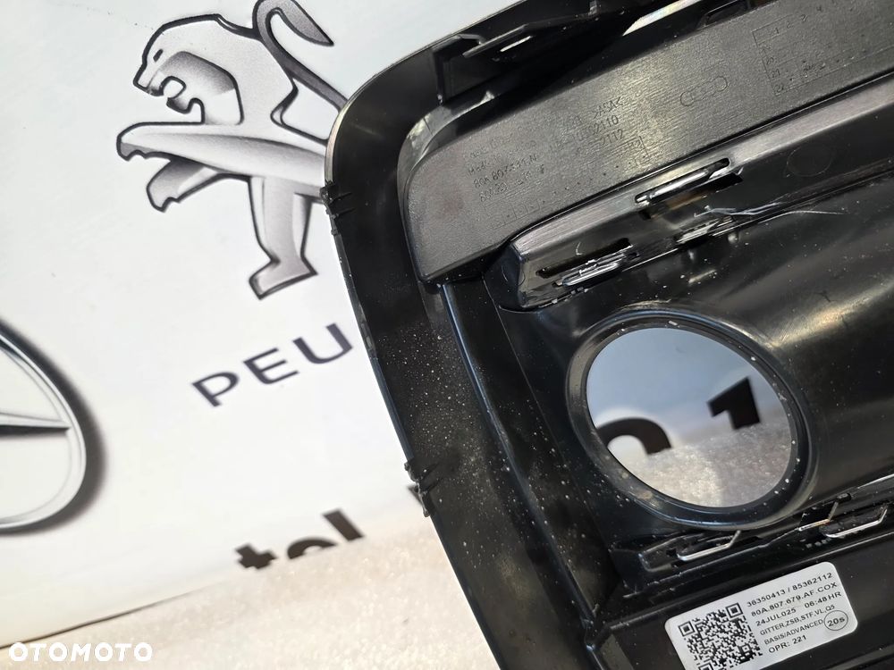 AUDI Q5 II LIFT 80A 21- LEWA / PRAWA KRATKA BOCZNA ZDERZAKA PRZEDNIEGO PRZÓD NR 80A807682N / 80A807680AN , 80A807681N / 80A807679AN NR AUKCJI KB28 - 13