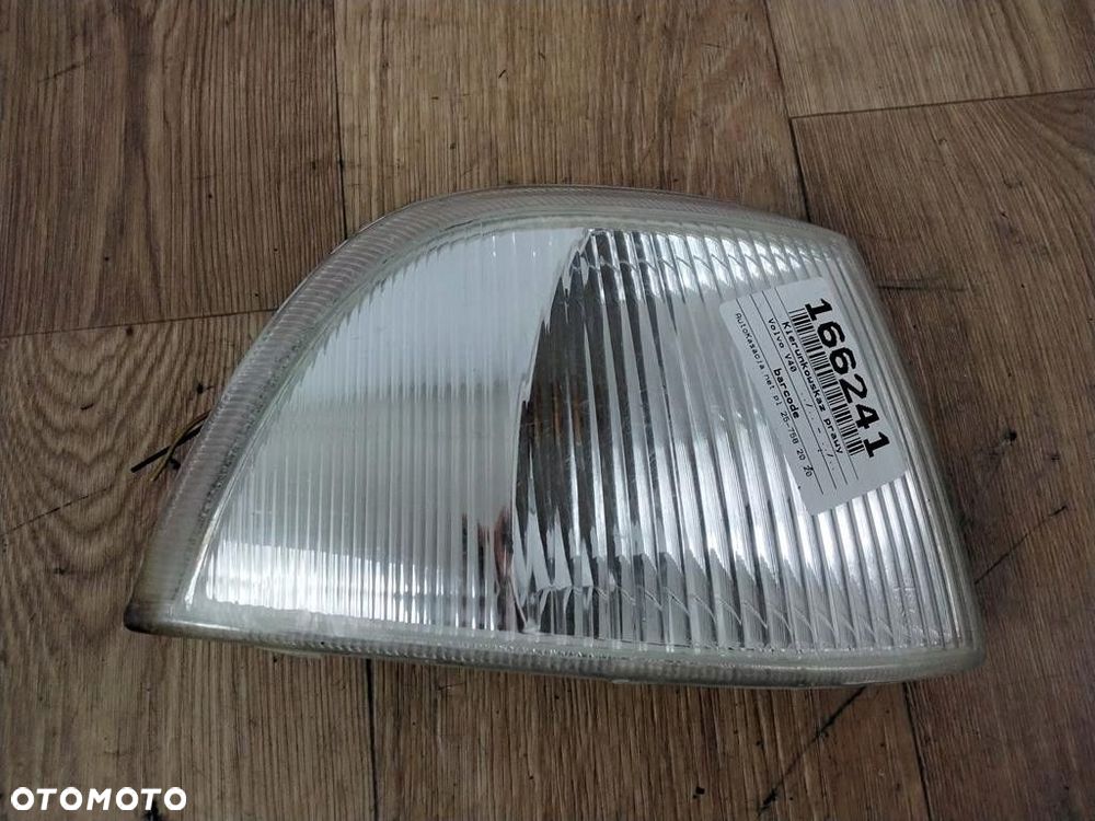 volvo v40 s40 kierunkowskaz prawy - 1