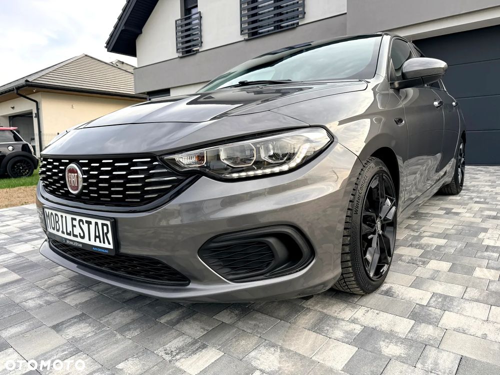 Fiat Tipo 1.4 T-Jet 16v Sport - 11