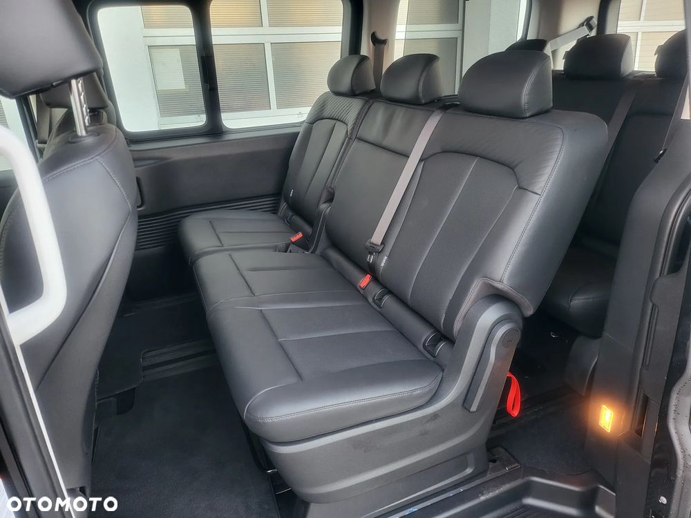 Hyundai Staria 1.6 T-GDI HEV Smart VIP - 31