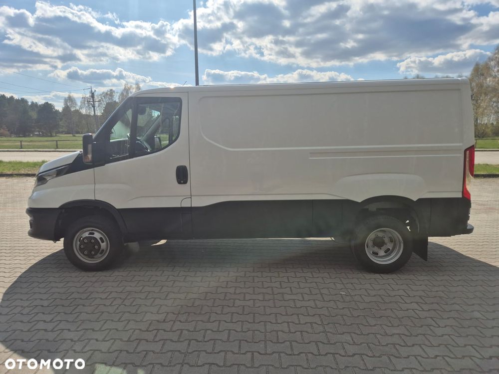 Iveco Daily - 12