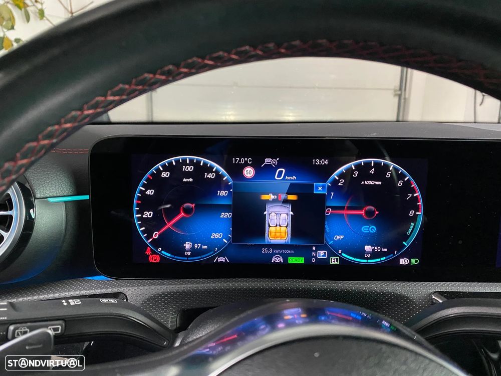 Mercedes-Benz CLA 250 e 8G-DCT AMG Line - 35