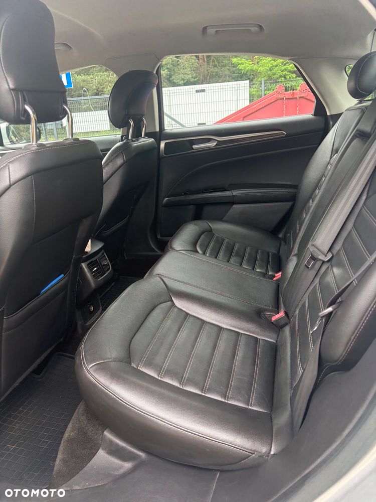 Ford Mondeo - 18