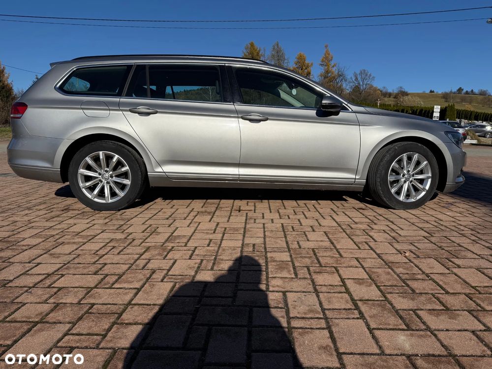 Volkswagen Passat Variant 1.6 TDI (BlueMotion Technology) DSG Comfortline - 8