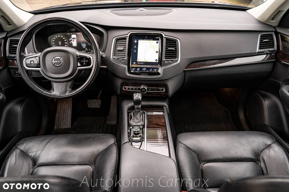 Volvo XC 90 T5 AWD Geartronic Momentum - 13