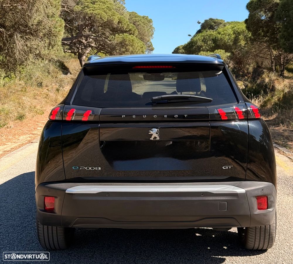 Peugeot e-2008 GT Pack - 8