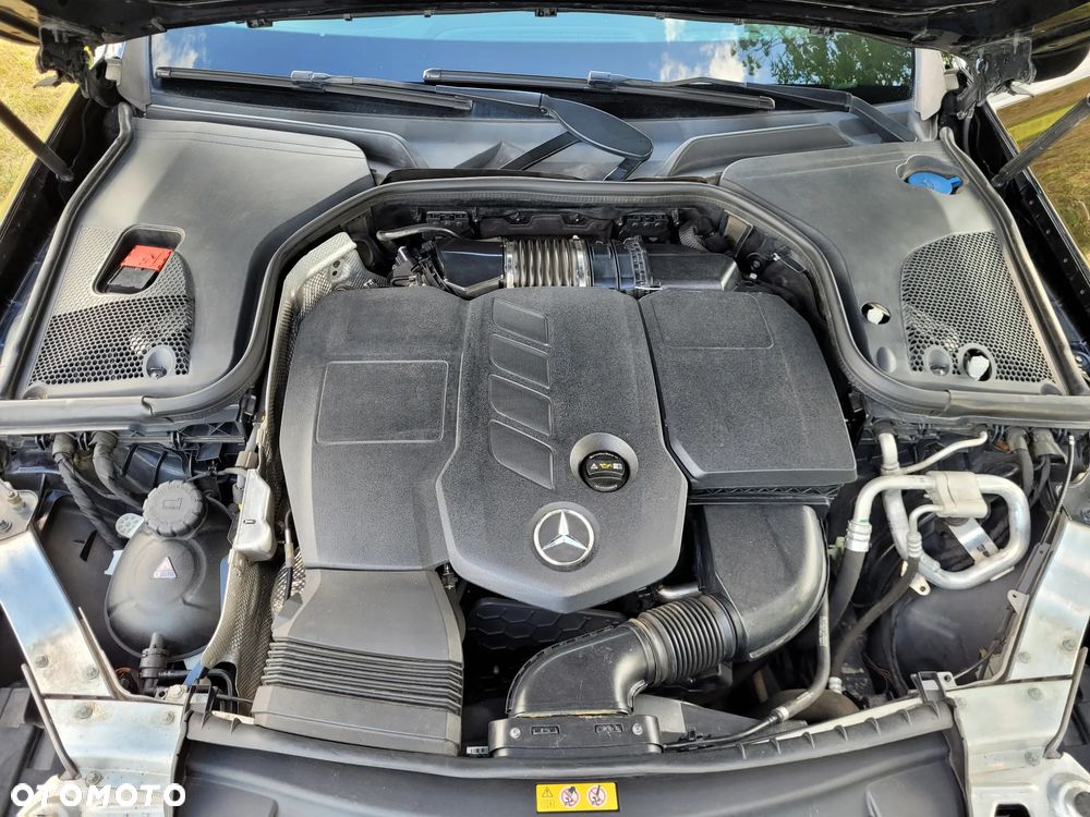 Mercedes-Benz Klasa E 220 d Business Edition 9G-TRONIC - 27