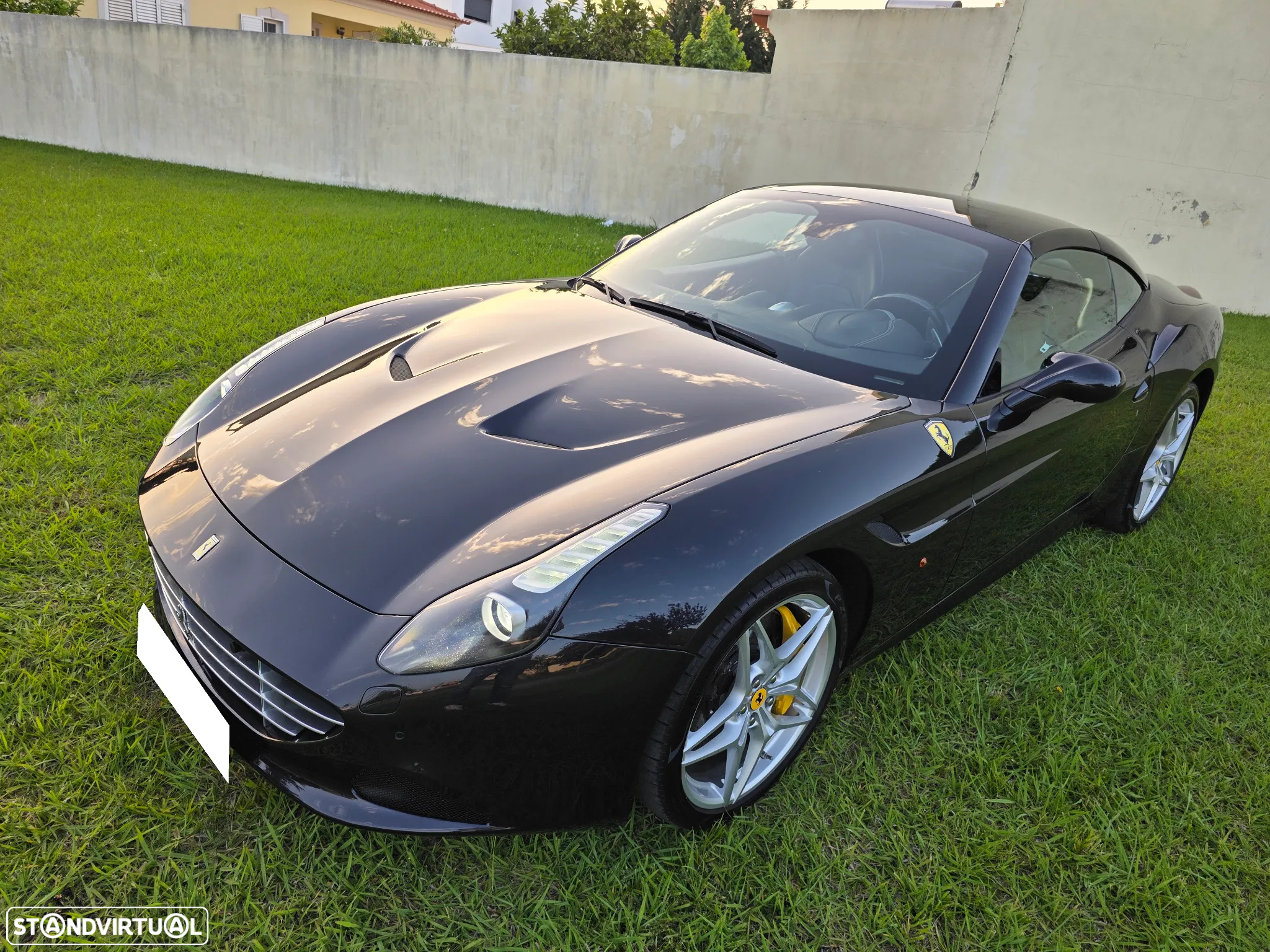 Ferrari California T - 11