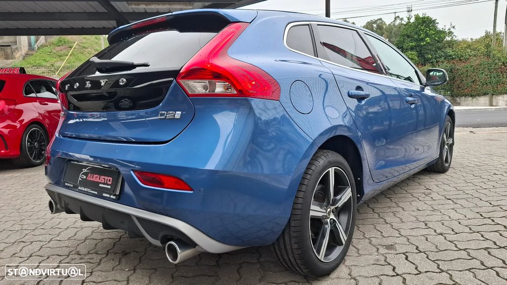 Volvo V40 2.0 D2 R-Design - 17