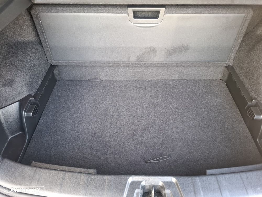 Nissan Qashqai 1.6 dCi Tekna Premium 17 Pele S P.Preta Xtronic - 45
