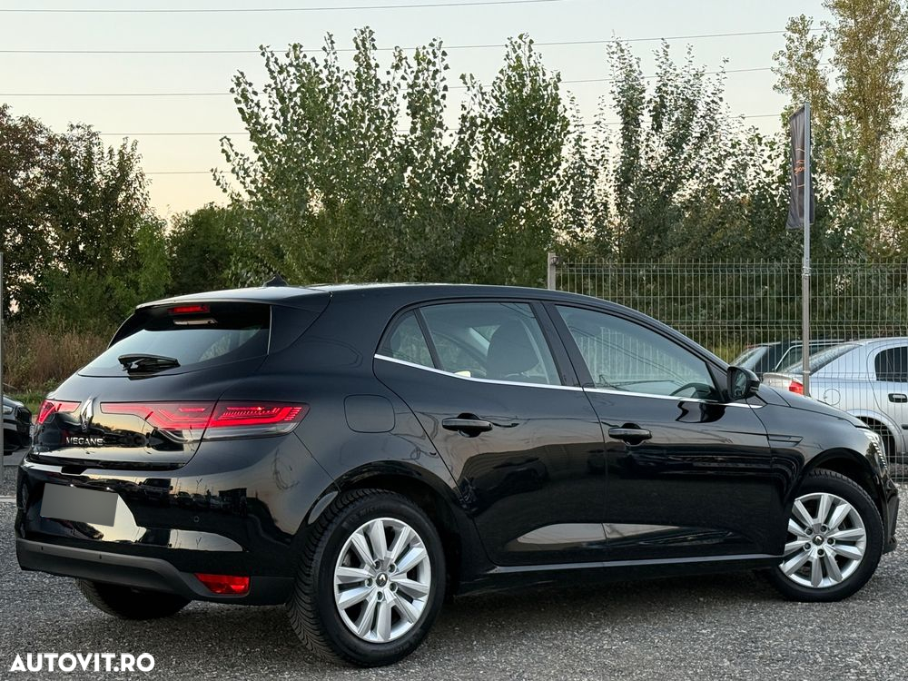 Renault Megane Grandtour BLUE dCi 115 EDC INTENS - 2