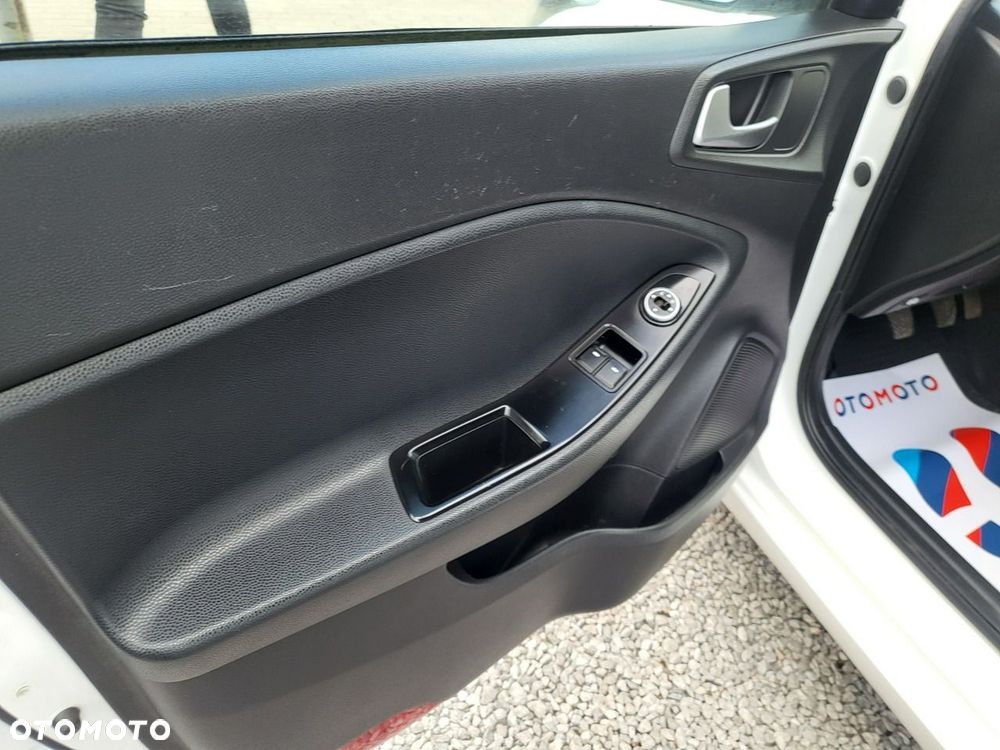 Hyundai i20 - 15