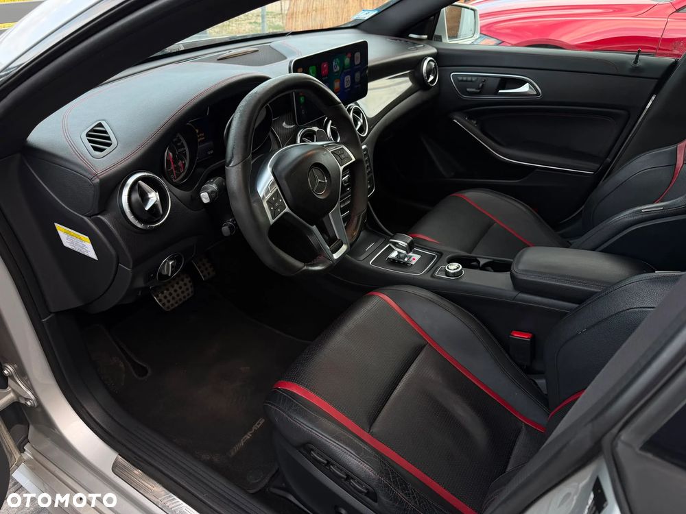 Mercedes-Benz CLA 45 AMG 4-Matic - 14